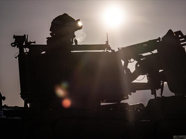 Avrupa'da savaş hazırlığı! Ordu duyurdu: Ev ve ara&ccedil;lara el konulacak