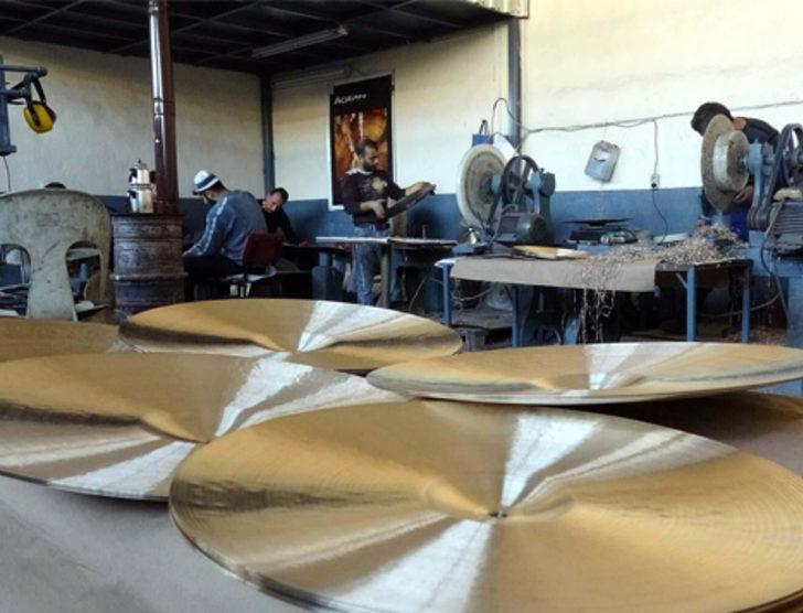 Ünlü müzik gruplarının zilleri Edirne'den gidiyor G1