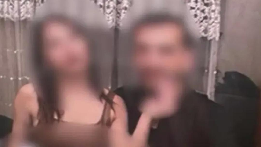 &Ccedil;ıplak g&ouml;r&uuml;nt&uuml;lerle şantaj! 500 bin liralık vurgun yapan &ccedil;iftin oyununu polis bozdu 1