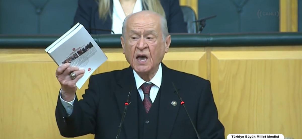 Bahçeli den SDG çıkışı: "Kürt kardeşlerimiz başkadır! Fırat ın doğusu da YPG den temizlenmeli" 3