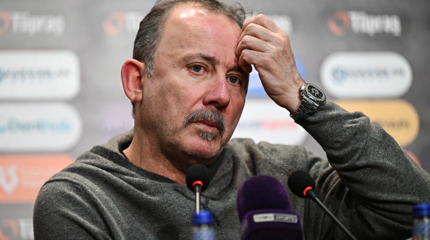 Beşiktaş Teknik Direkt&ouml;r&uuml; Kayserispor ma&ccedil;ı sonrası Sergen Yal&ccedil;ın ma&ccedil;ın ardından transferleri tek tek a&ccedil;ıkladı! Tarih bile verdi 