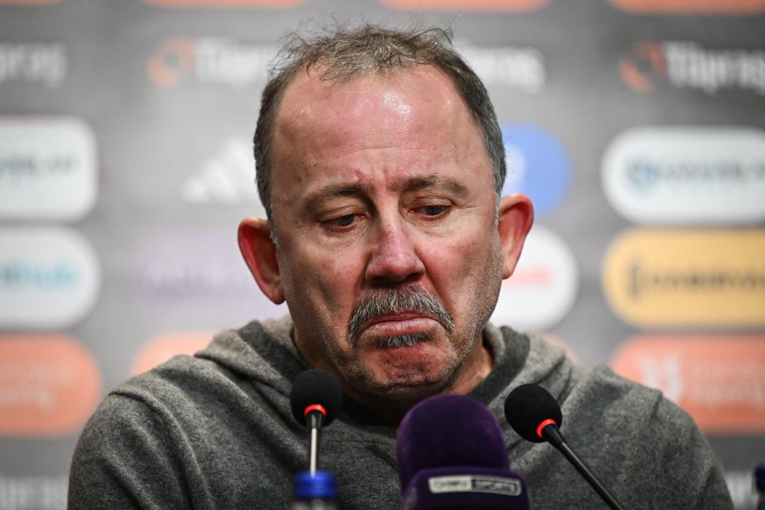 Beşiktaş Teknik Direkt&ouml;r&uuml; Kayserispor ma&ccedil;ı sonrası Sergen Yal&ccedil;ın ma&ccedil;ın ardından transferleri tek tek a&ccedil;ıkladı! Tarih bile verdi  4