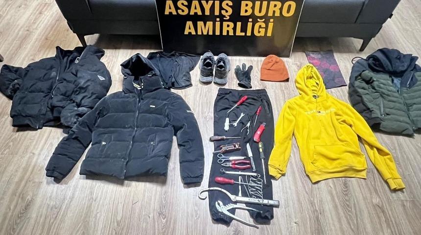 Kuşadası&rsquo;nda 6 hırsızlık su&ccedil;undan aranan şahıs yakalandı