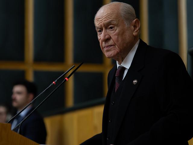 Bah&ccedil;eli'den d&uuml;nyaya hodri meydan