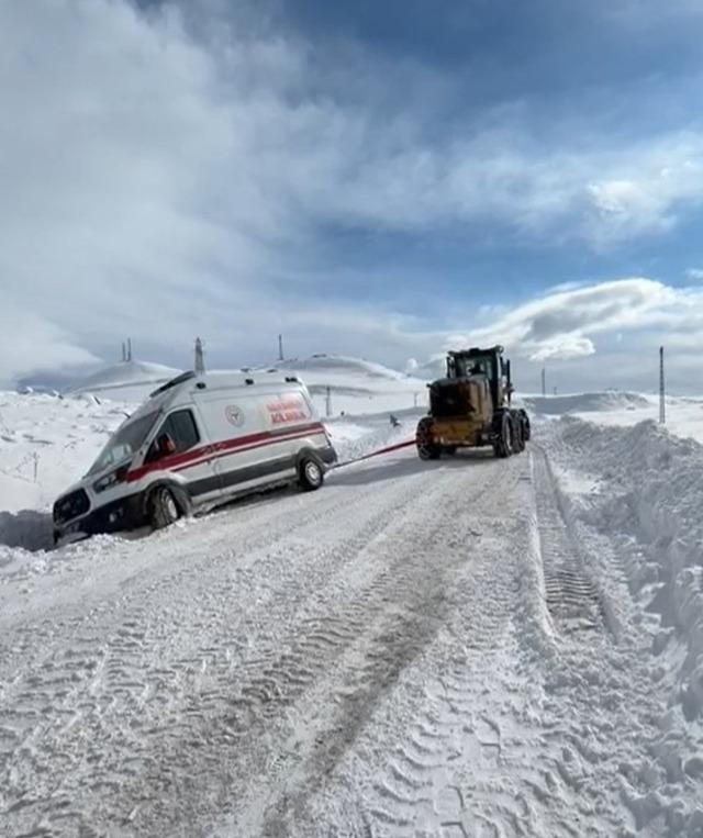 Muş&rsquo;ta 303 k&ouml;y yolu ulaşıma kapandı 3