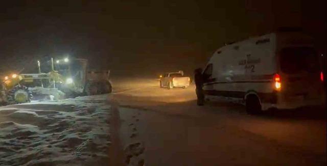 Muş&rsquo;ta 303 k&ouml;y yolu ulaşıma kapandı 2