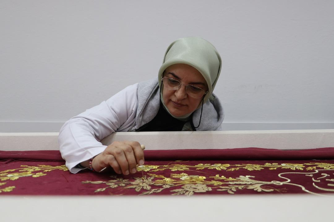 Osmanlı&rsquo;dan g&uuml;n&uuml;m&uuml;ze kalan miras: İlmek ilmek yenileniyor! 6