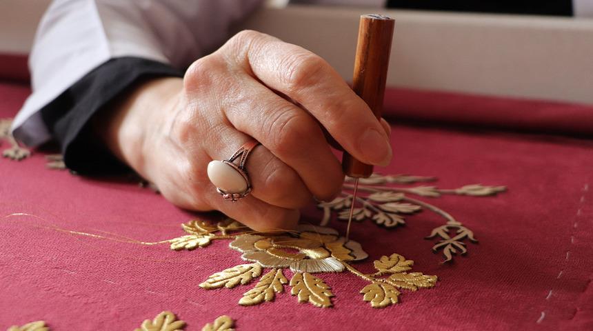 Osmanlı&rsquo;dan g&uuml;n&uuml;m&uuml;ze kalan miras: İlmek ilmek yenileniyor!