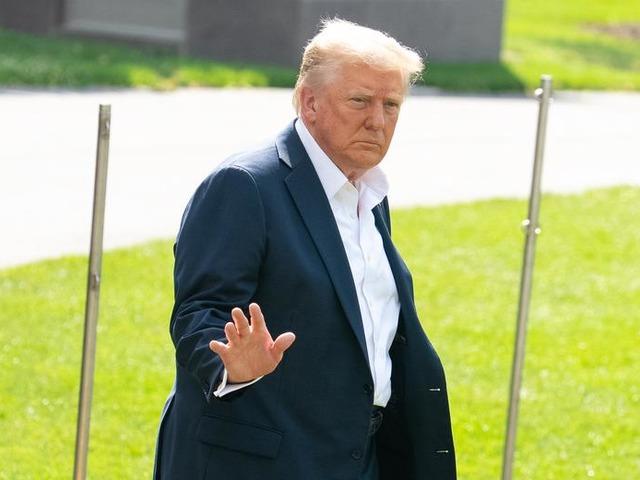 Trump, Macron'un kendisine g&ouml;nderdiği mesajı paylaştı