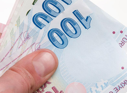 30 yıl üzeri çalışan emeklilere ikramiye ödenmesi kabul edildi