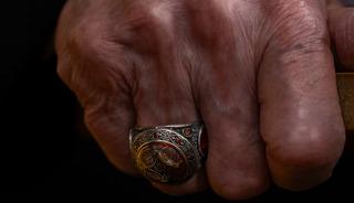 Fettahoğulları m&uuml;hr&uuml; ve dualar: Bah&ccedil;eli'nin y&uuml;z&uuml;ğ&uuml;ndeki sır