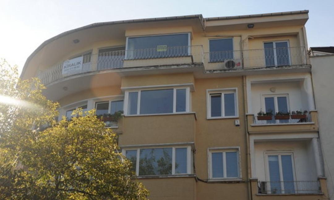 Pınar Altuğ Bebek teki l&uuml;ks apartman dairesini sattı! Değeri dudak u&ccedil;uklattı 2