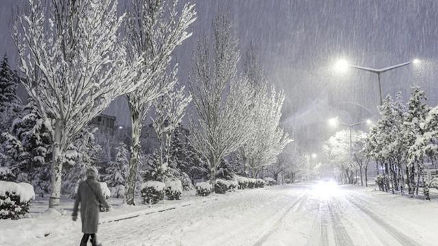 Meteoroloji'den sarı kodlu uyarı verildi! Kuvvetli kar ve fırtına alarmı