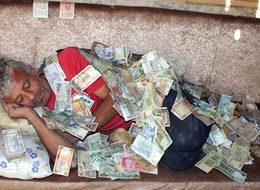 Piyango çıkmadı diye seviniyor