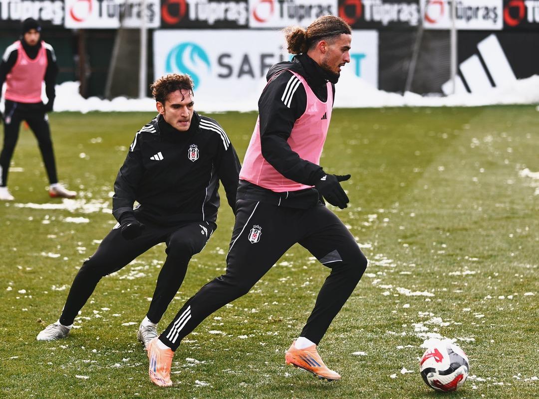 Beşiktaş&rsquo;ta Ey&uuml;pspor ma&ccedil;ı hazırlıkları başladı 1
