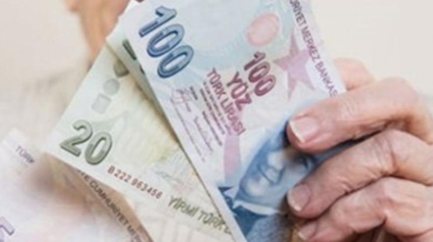 Müezzinoğlu'ndan büyükanne maaşı açıklaması