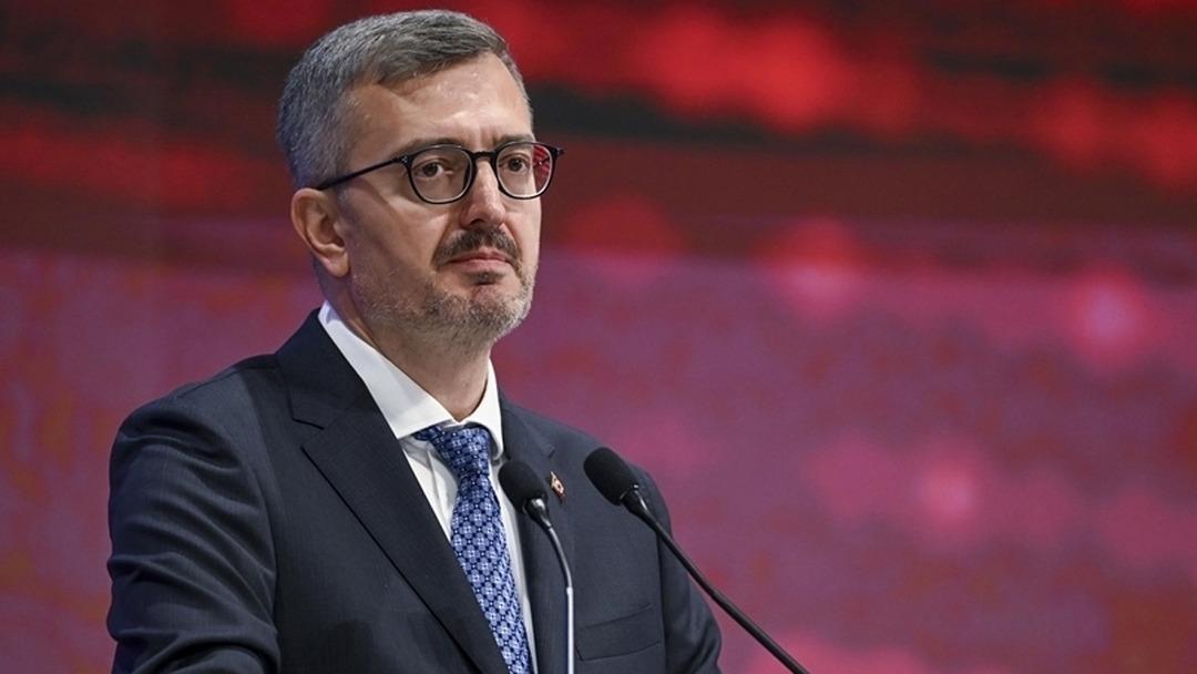 Ter&ouml;r &ouml;rg&uuml;t&uuml; YPG yandaşlarından T&uuml;rk bayrağına hain saldırı! İletişim Başkanlığı ndan a&ccedil;ıklama: "A&ccedil;ık bir provokasyondur" 1