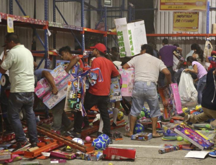 Meksika'da ölümcül yağma G5