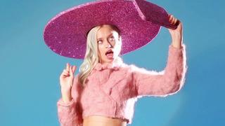 Lady Gaga'nın selfie şapkası görücüye çıktı