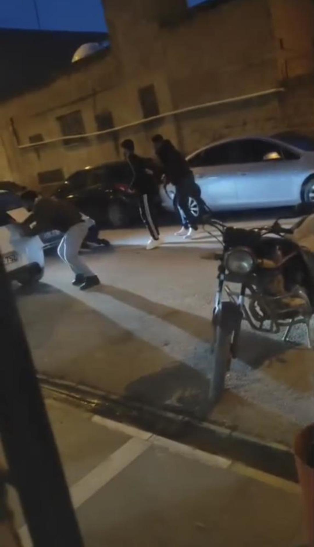 Mardin&rsquo;de 3 kişinin yaralandığı silahlı kavga kamerada 2