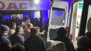 Son dakika: Sedye &uuml;zerine &ccedil;ıkıp ambulansa kadar kalp masajı yaptı