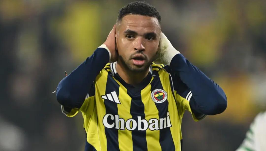 Kendisi bile şaştı! Fenerbah&ccedil;e istemiyordu: En Nesyri ye &ouml;yle bir talip &ccedil;ıktı ki...  4