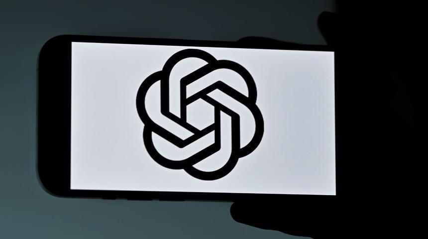 OpenAI'ın 'gizemli' ilk cihazı i&ccedil;in tarih verildi: Hedef 40-50 milyon satış...