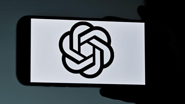 OpenAI'ın 'gizemli' ilk cihazı için tarih verildi: Hedef 40-50 milyon satış...