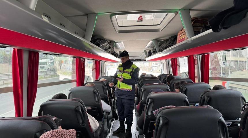 Bilecik&rsquo;te ger&ccedil;ekleştirilen huzur uygulamasında binlerce liralık ceza