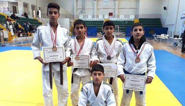 Şanlıurfa Judo takımı birinci oldu