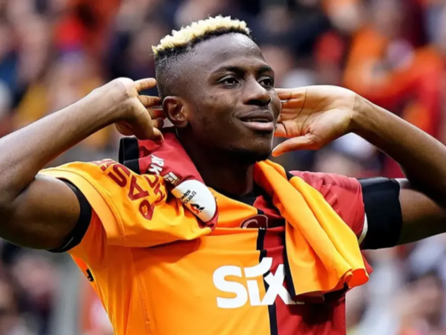 Osimhen rekor i&ccedil;in sahaya &ccedil;ıkıyor! Eğer bu akşam gol atarsa...