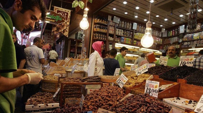 Enflasyon son bir yılın en yükseğinde