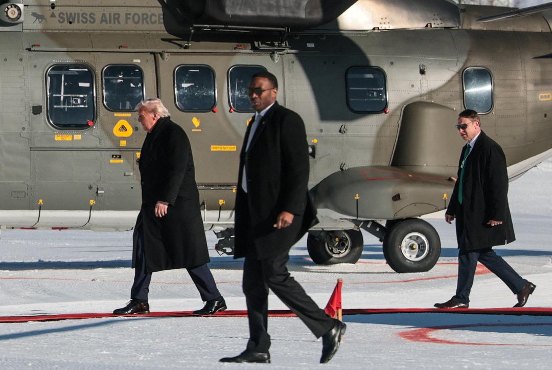 Trump tan Davos ta  Gr&ouml;nland  mesajı: "D&uuml;nyanın korunması i&ccedil;in bir buz par&ccedil;ası istiyoruz" 1