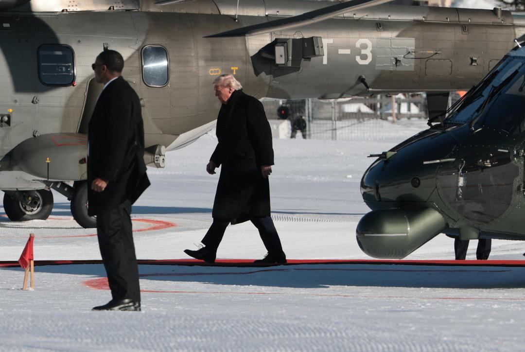 Trump tan Davos ta  Gr&ouml;nland  mesajı: "D&uuml;nyanın korunması i&ccedil;in bir buz par&ccedil;ası istiyoruz" 2