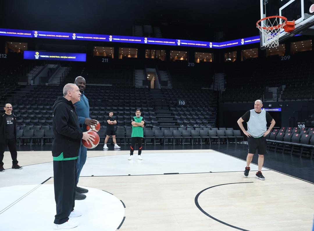 Cumhurbaşkanı Erdoğan, Shaquille O Neal ile basketbol oynadı: İşte o anlar! 2