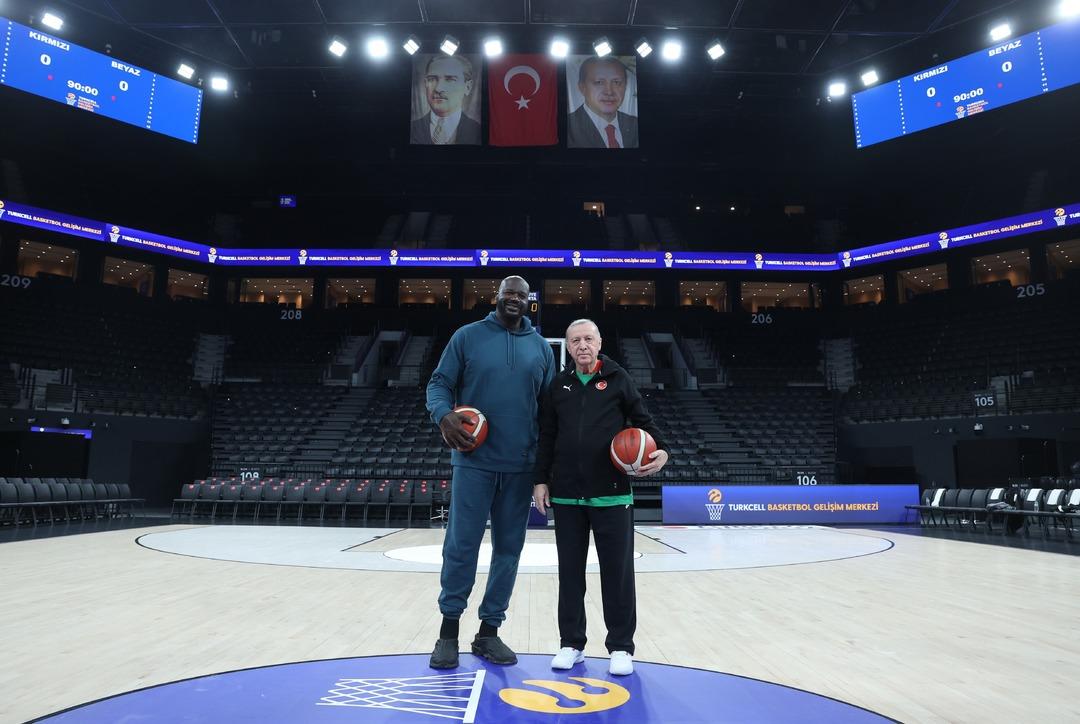 Cumhurbaşkanı Erdoğan, Shaquille O Neal ile basketbol oynadı: İşte o anlar! 4