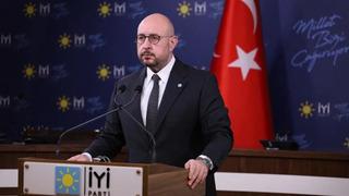 Son dakika: İYİ Parti&rsquo;de yeni d&ouml;nem! Uğur Poyraz Grup Başkanvekilliğine getirildi