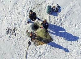 Donan gölde tehlikeli balık avı