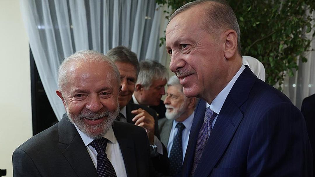 Cumhurbaşkanı Erdoğan, Brezilya Devlet Başkanı Silva ile telefonda g&ouml;r&uuml;şt&uuml; 1