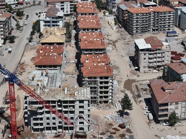 Depremde 35 kişinin hayatını kaybetmişti: Karar a&ccedil;ıklandı