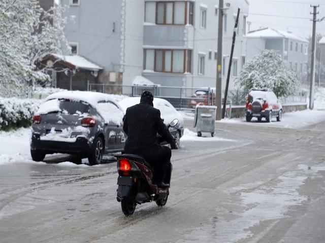 Edirne Valiliği&rsquo;nden &lsquo;kar yağışı&rsquo; uyarısı