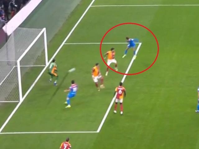 Galatasaray'ı yıkan gol oğlundan geldi! "Kaderin cilvesi bu olsa gerek!"