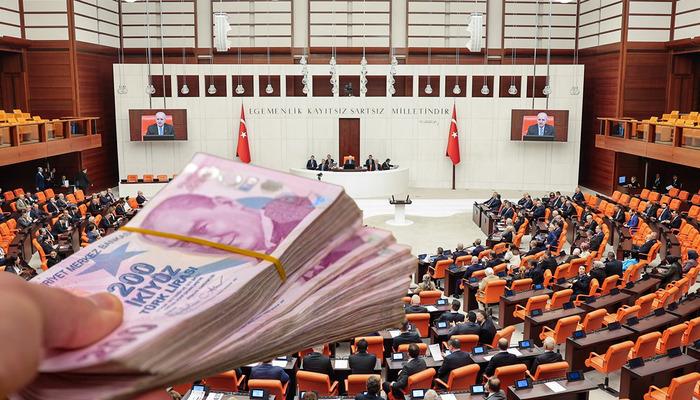En d&uuml;ş&uuml;k emekli aylığı Genel Kurul'da kabul edildi: 20 bin TL oldu