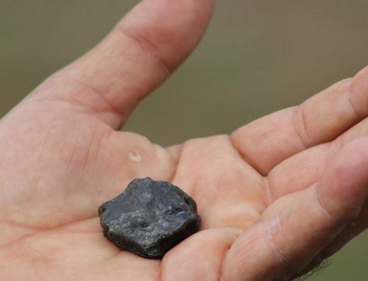 Taşı alan ‘Para eder mi?’ diye üniversiteye koşuyor G2