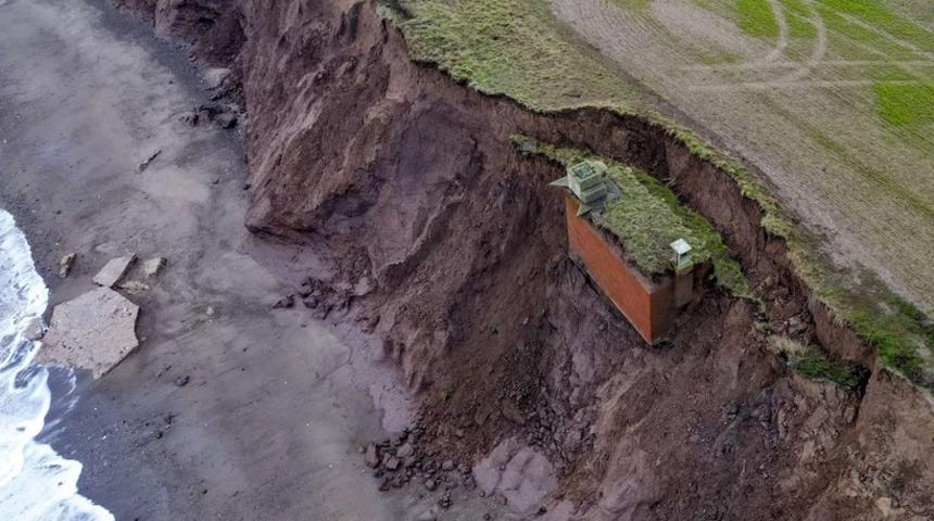 Soğuk savaş d&ouml;neminde inşa edilmişti! U&ccedil;urumda asılı kaldı