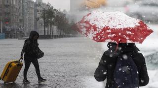 Meteoroloji uyardı: Türkiye'nin doğusunda kar, batısında yağmur var! İstanbul'da sağanak yağış