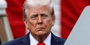 Trump'ın g&ouml;z&uuml; Kanada'ya dikti! D&uuml;nyanın konuştuğu a&ccedil;ıklama: "&Ccedil;in ile anlaşırlarsa y&uuml;zde 100..."