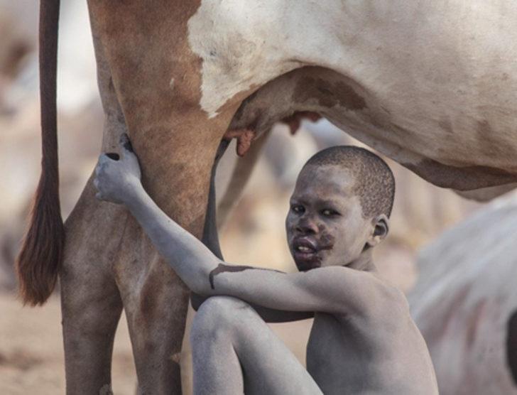 Güney Sudan'daki Mundari Kabilesi G1
