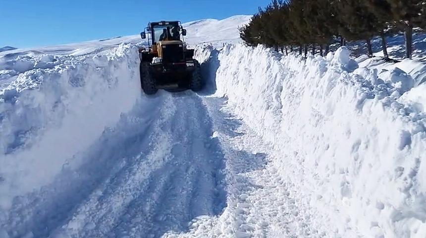 Kars&rsquo;ta 18 k&ouml;y yolu ulaşıma kapalı