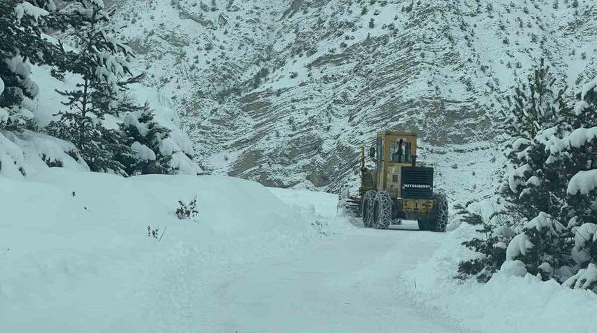 Artvin&rsquo;de 43 k&ouml;y yolu ulaşıma kapandı